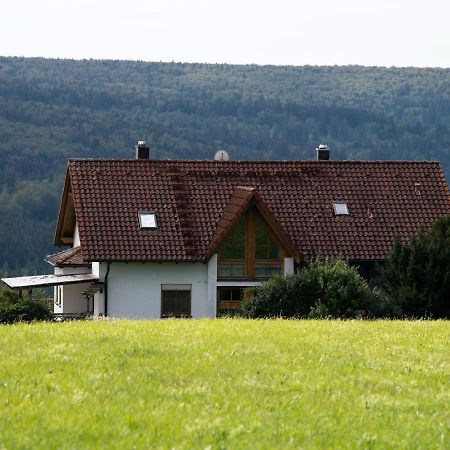 Gaestezimmer Am Hof Zwiefalten 外观 照片