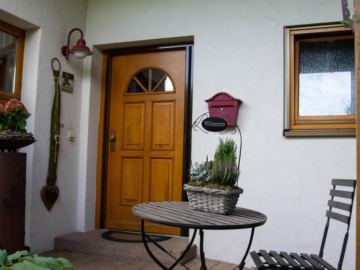 Gaestezimmer Am Hof Zwiefalten 外观 照片